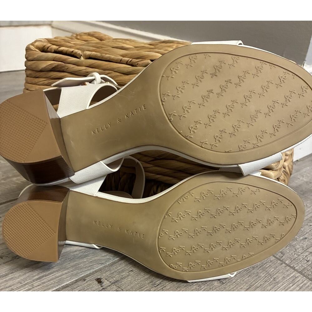 Kelly & Katie Frilisa Ankle Strap Block Heel Sandals Cream Ivory White Size 9.5 - Picture 6 of 7